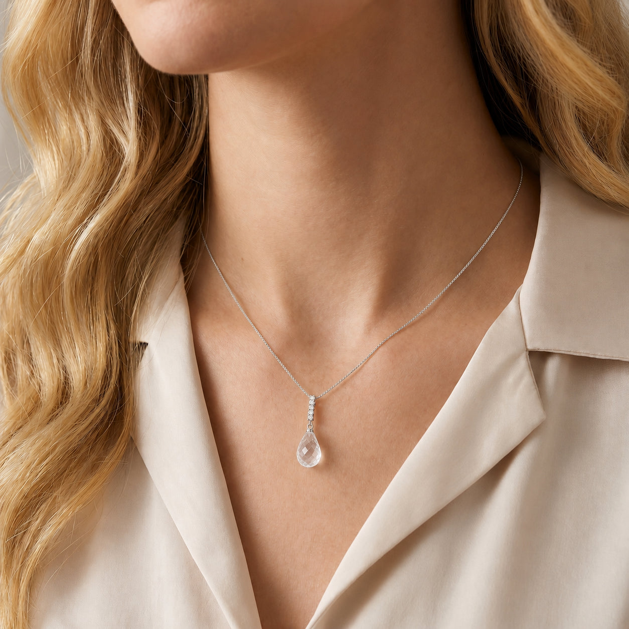 White Gold Pendant Necklace White Topaz 10K — Cinzia