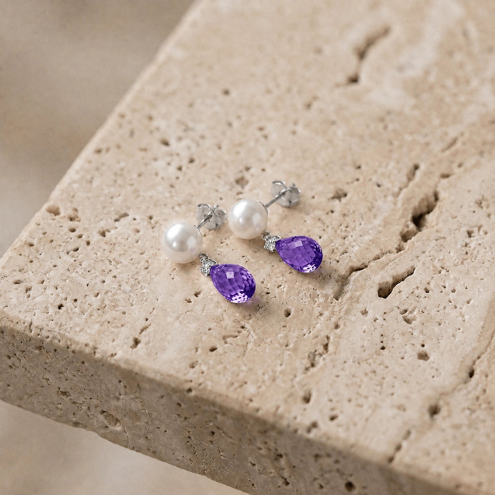 White Gold Amethyst & Pearl & Diamond — Rosaflora