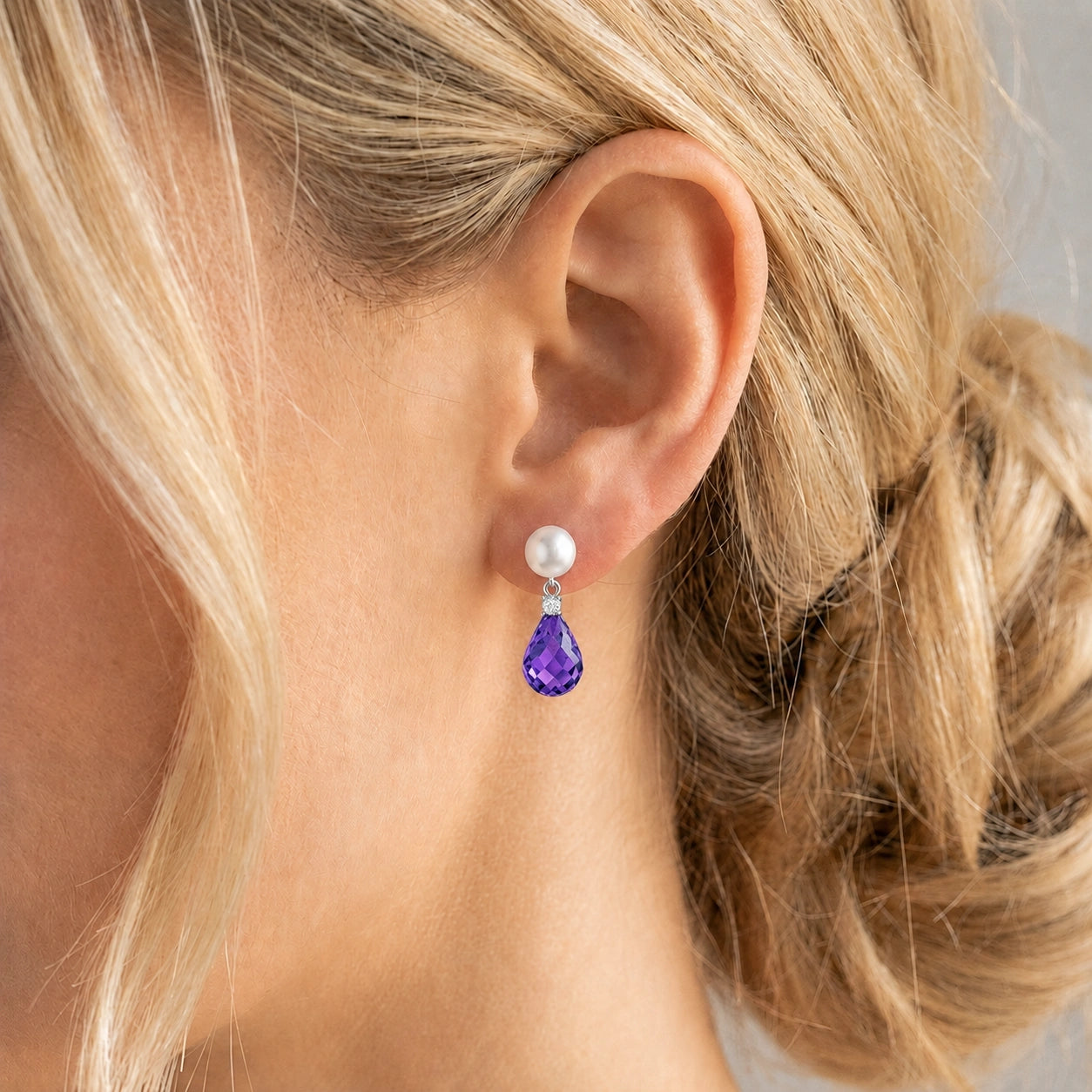 White Gold Amethyst & Pearl & Diamond — Rosaflora