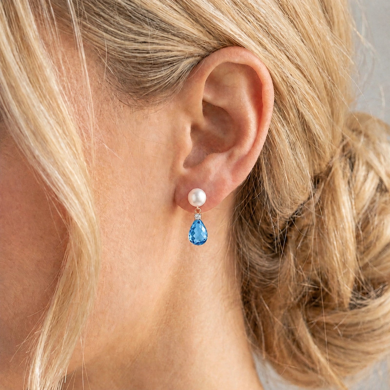 Rose Gold Blue Topaz & Pearl & Diamond — Rosaflora
