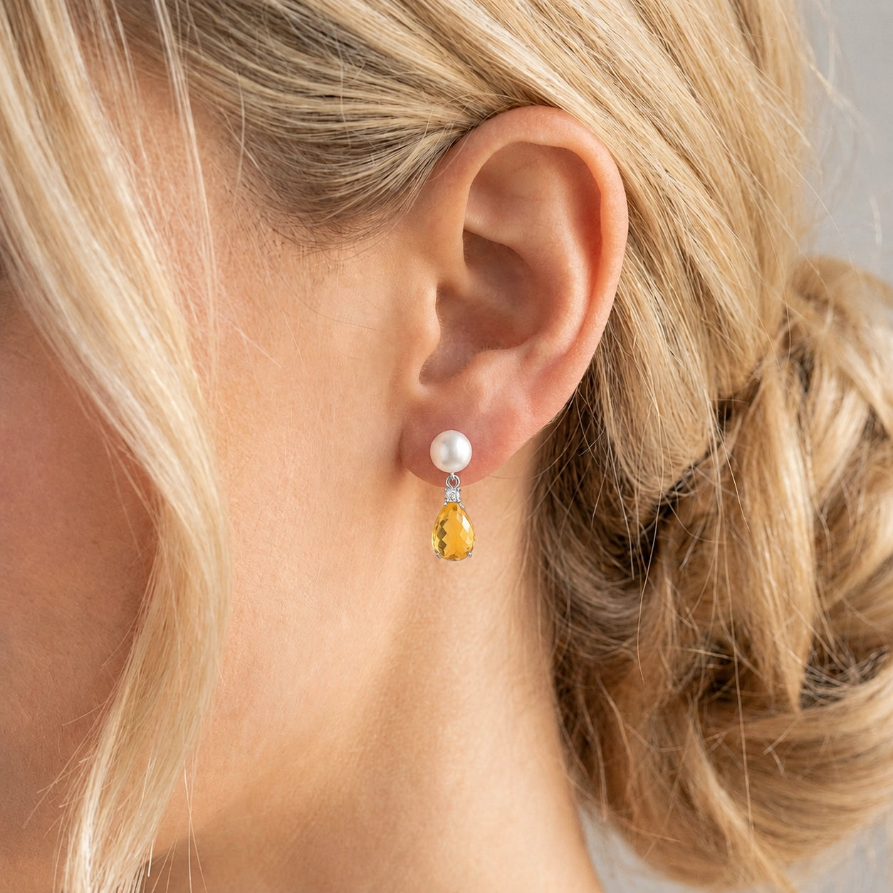 White Gold Citrine & Pearl & Diamond — Rosaflora