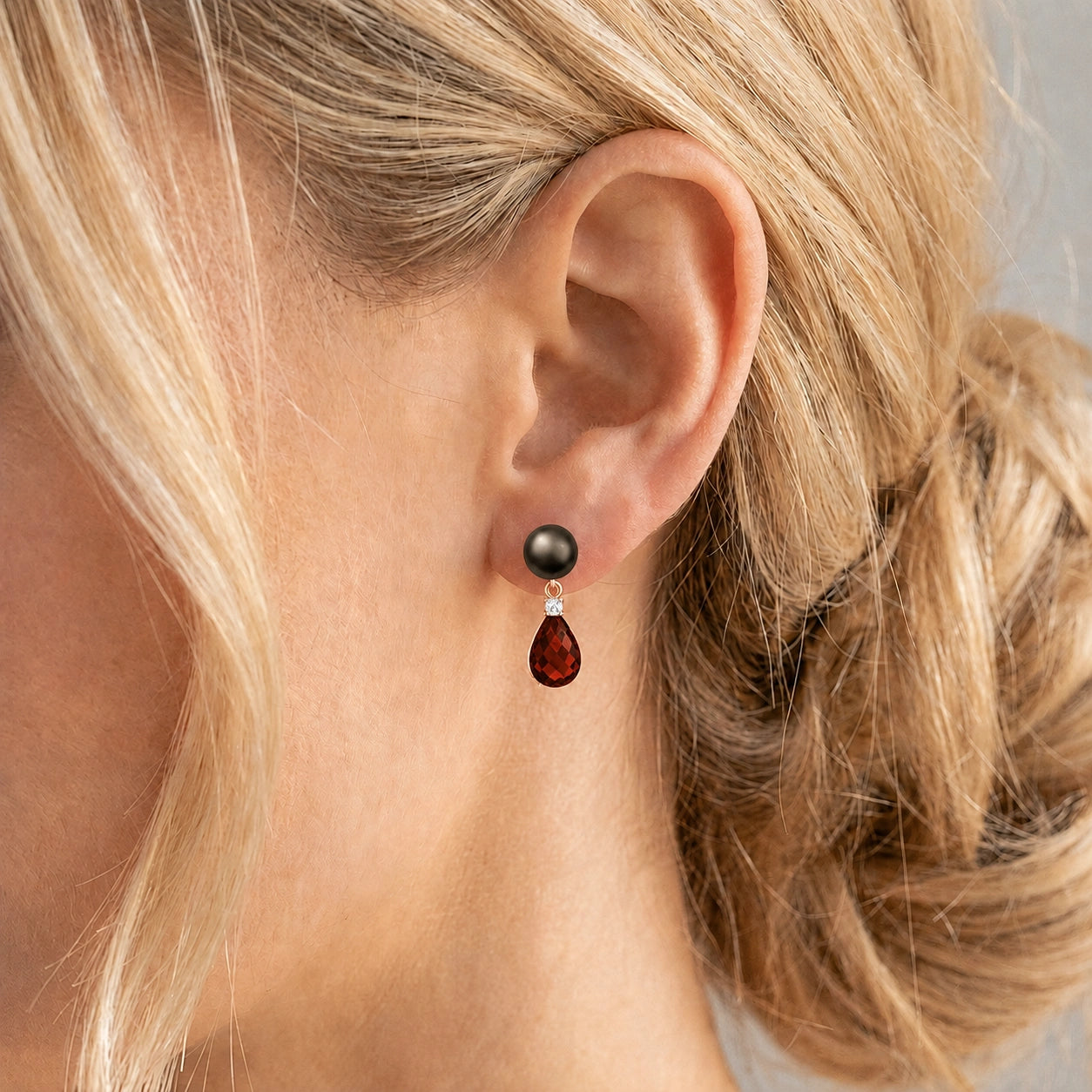 Rose Gold Garnet & Black Pearl & Diamond — Rosaflora