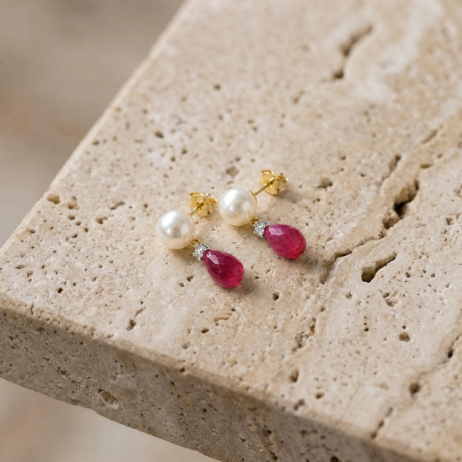 Yellow Gold Ruby & Pearl & Diamond — Rosaflora