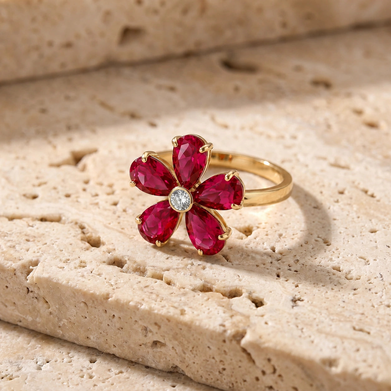 Yellow Gold Ring Ruby 10K — Rosalba