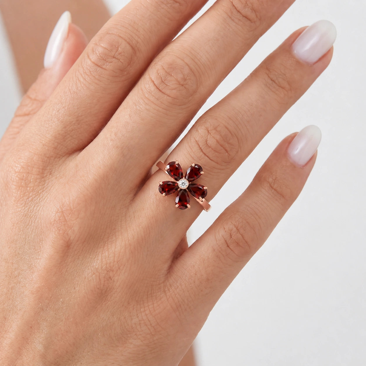 Rose Gold Ring Garnet 10K — Rosalba