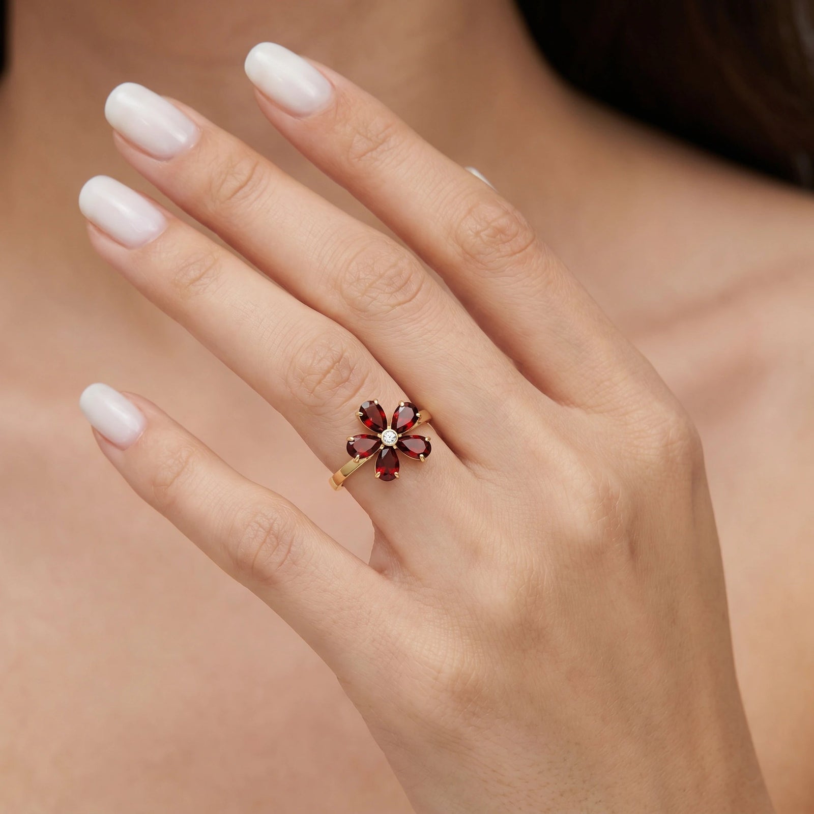 Yellow Gold Ring Garnet 10K — Rosalba