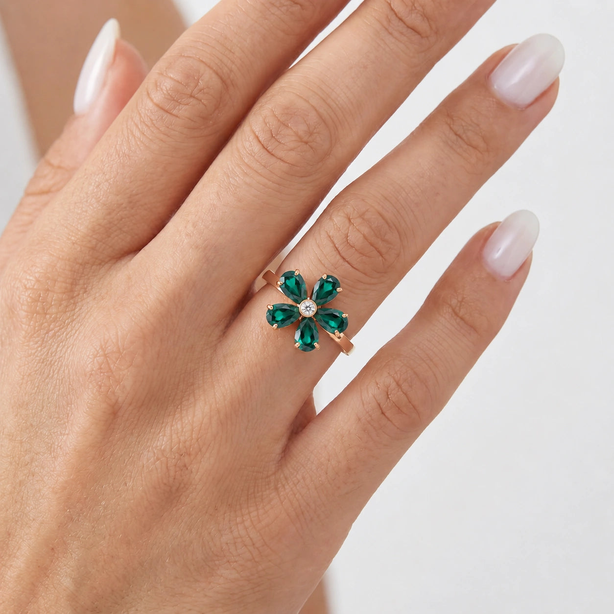 Rose Gold Ring Emerald 10K — Rosalba