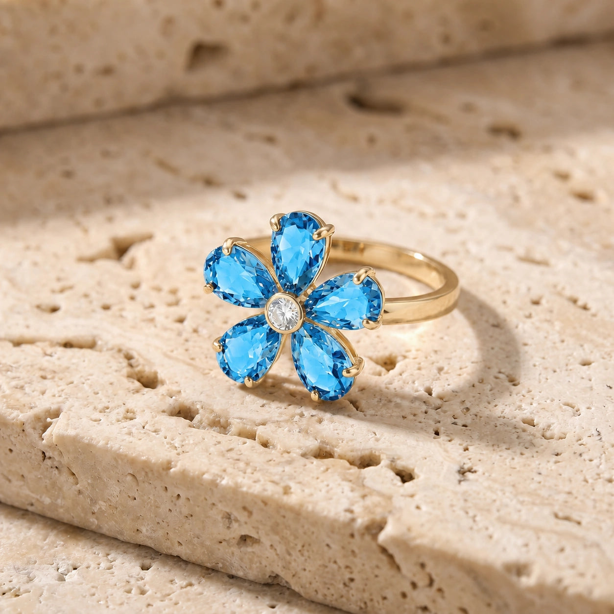 Yellow Gold Ring Blue Topaz 10K — Rosalba