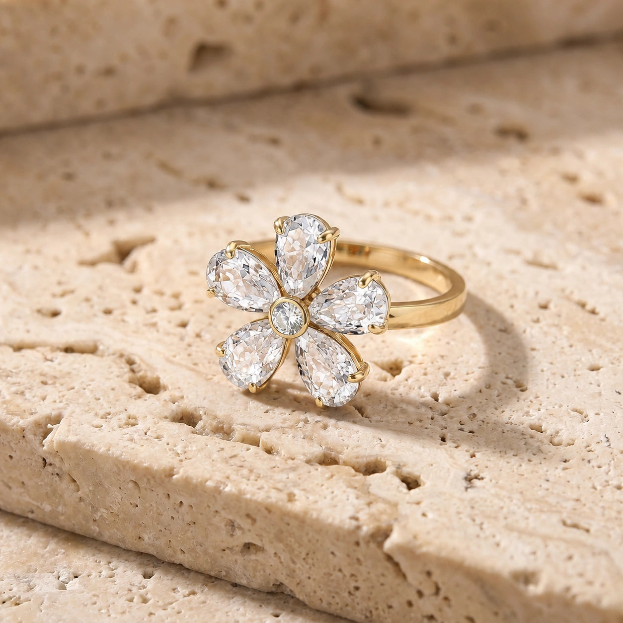 Yellow Gold Ring White Topaz 10K — Rosalba