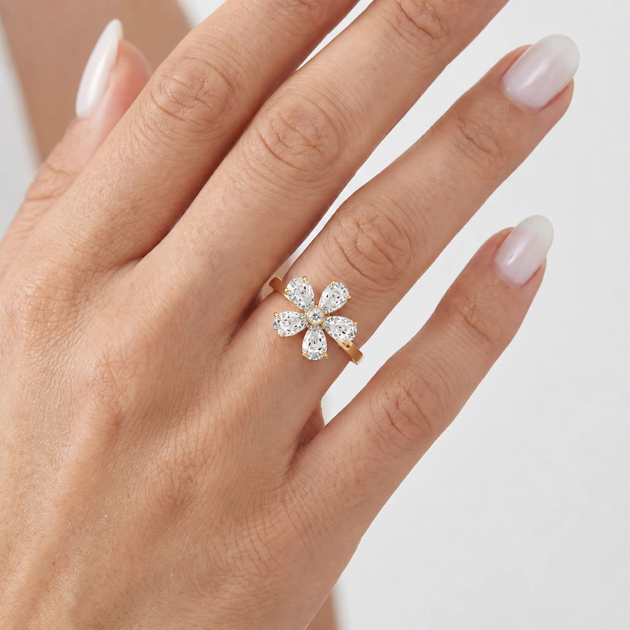 Yellow Gold Ring White Topaz 10K — Rosalba