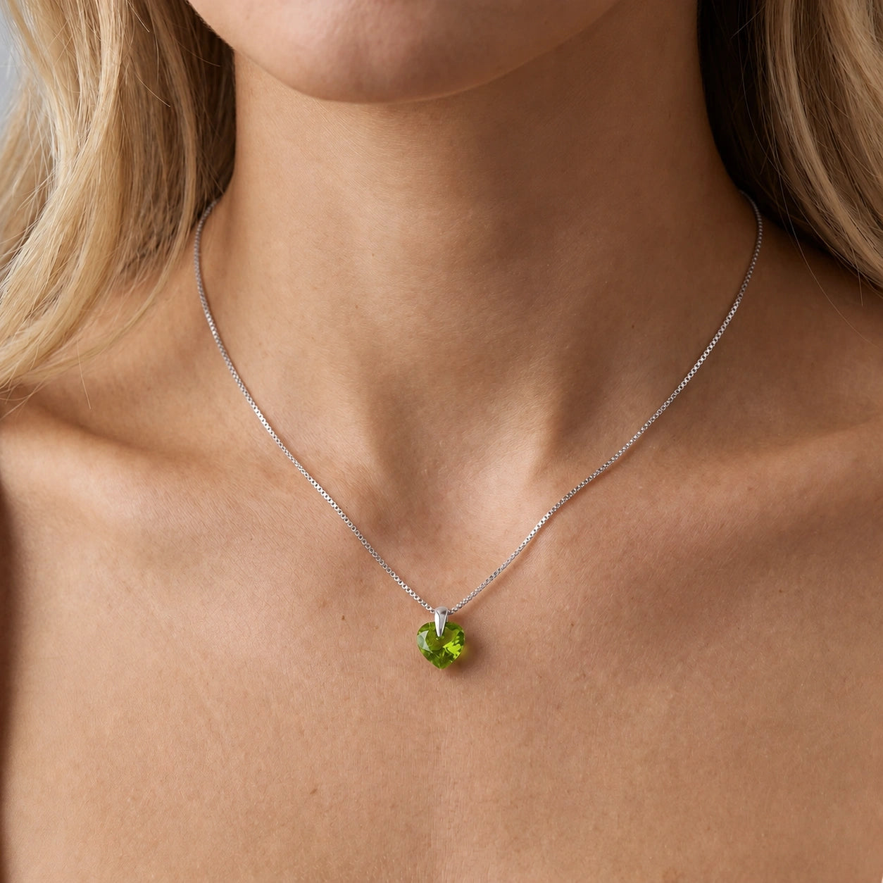 White Gold Peridot — Domiziana
