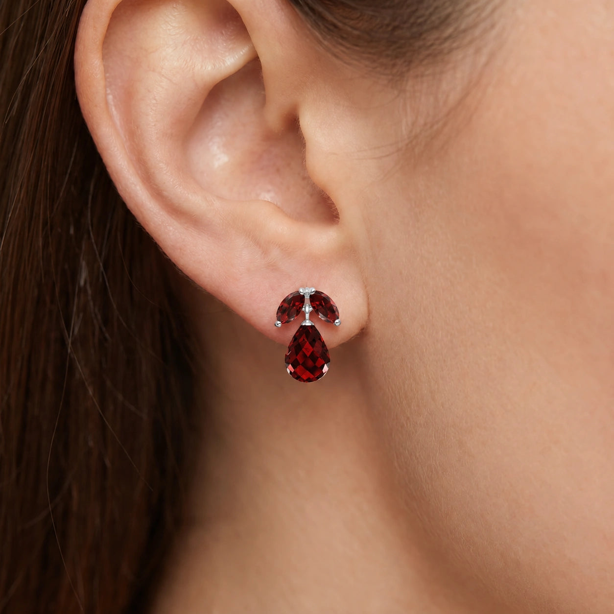 White Gold Garnet — Rosalira