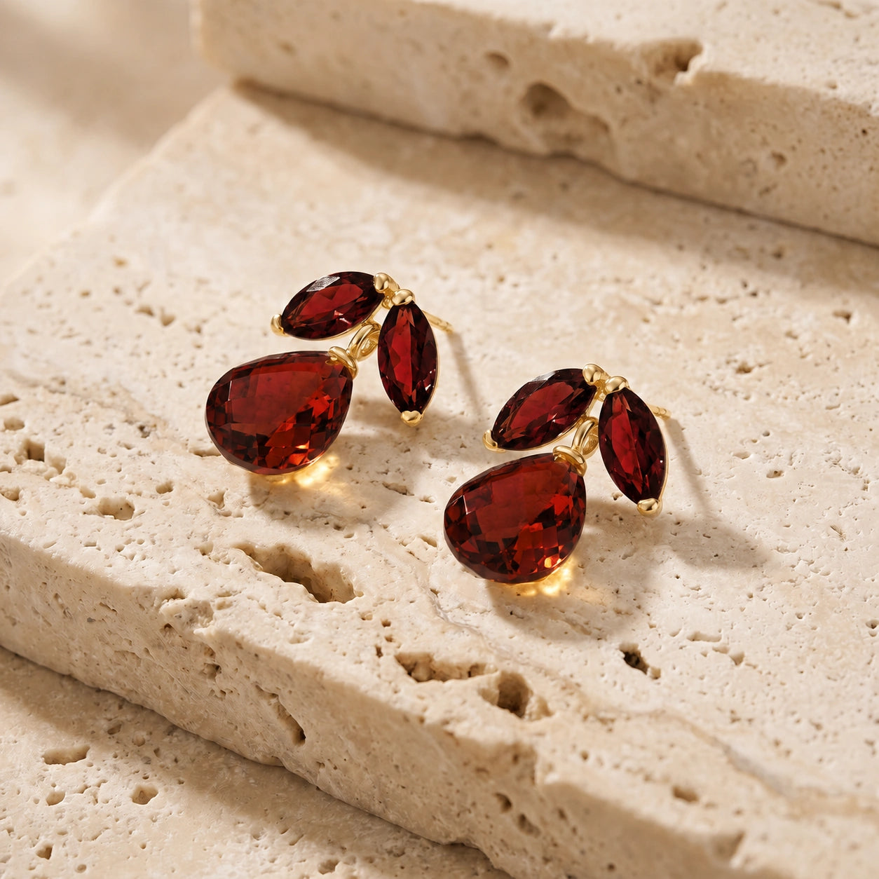 Yellow Gold Garnet — Rosalira