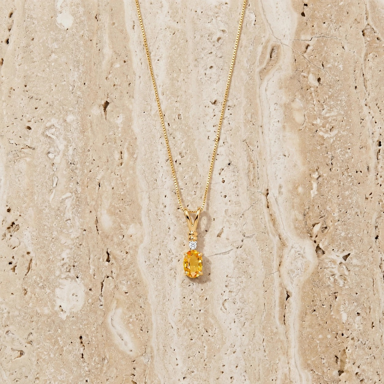 Yellow Gold Heritage Pendant Necklace Citrine 10K — Elsa