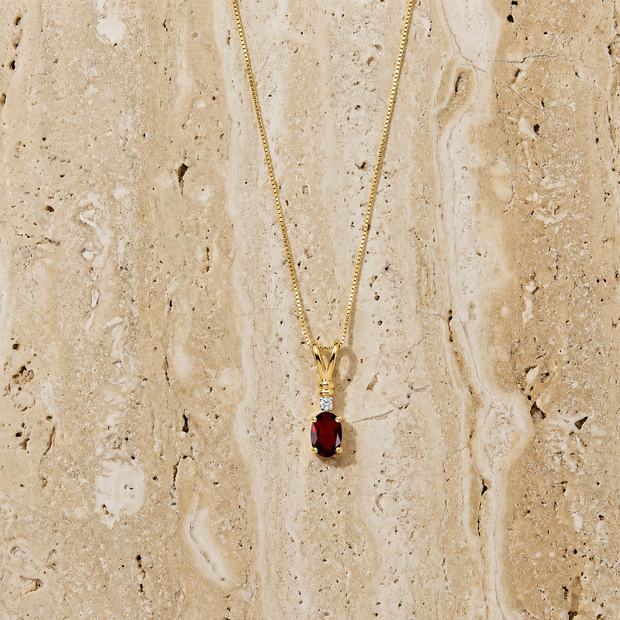 Yellow Gold Heritage Pendant Necklace Blue Topaz 10K — Elsa