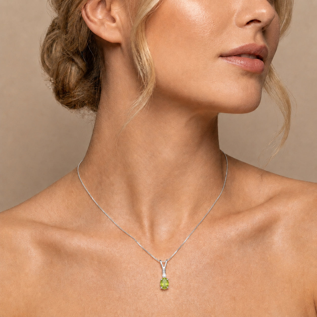 White Gold Heritage Pendant Necklace Pink Topaz 10K — Elsa