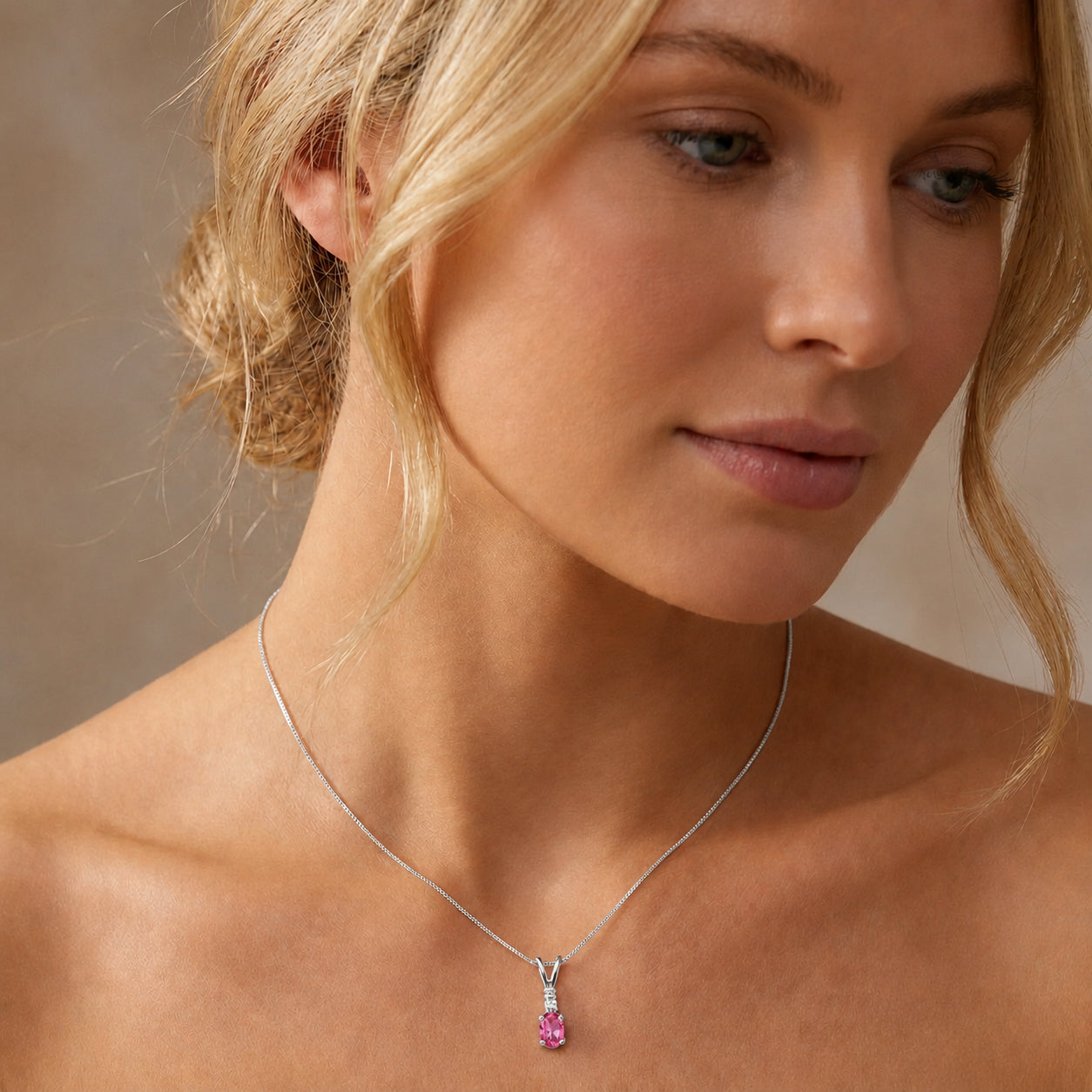 White Gold Heritage Pendant Necklace Aquamarine 10K — Elsa