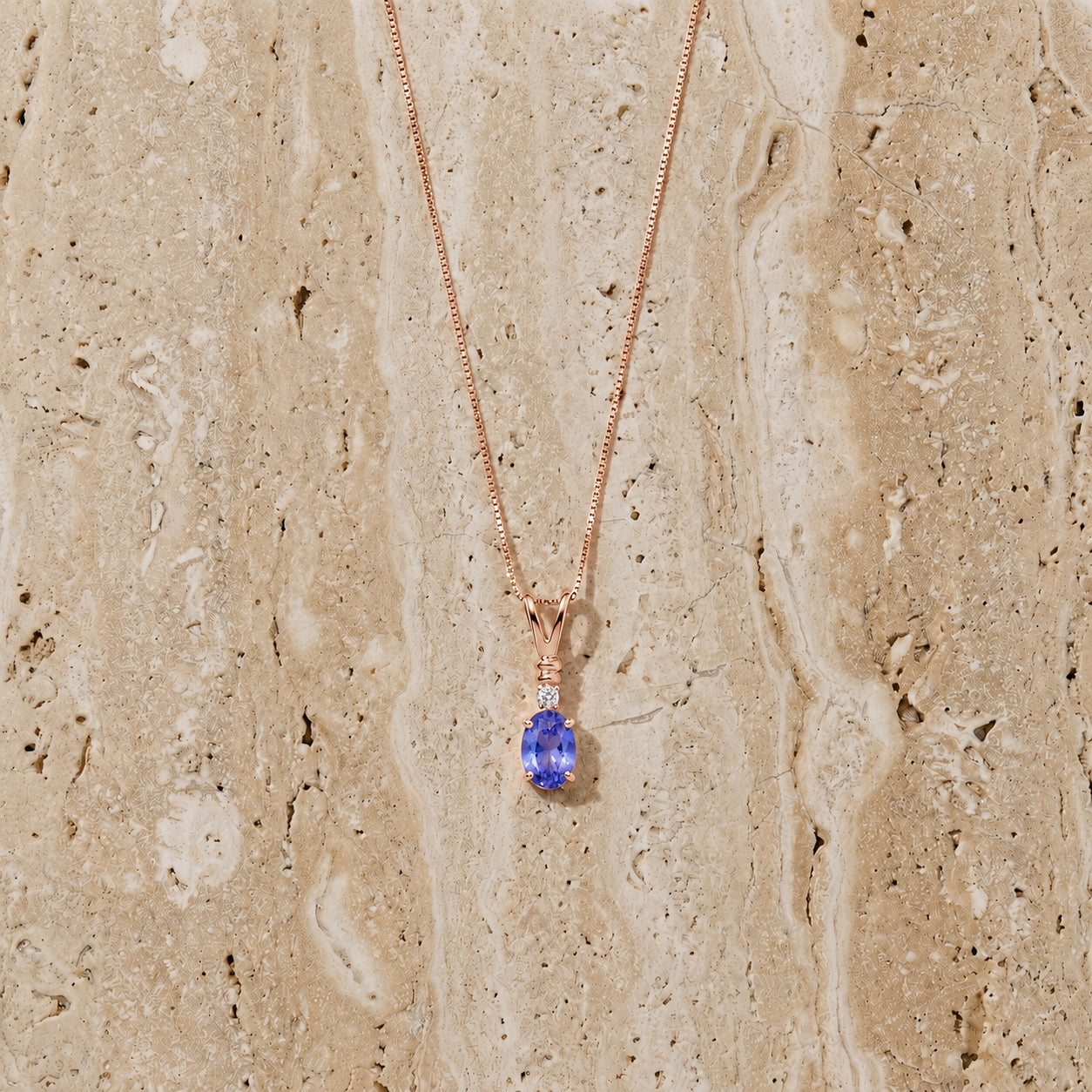Rose Gold Heritage Pendant Necklace Emerald 10K — Elsa