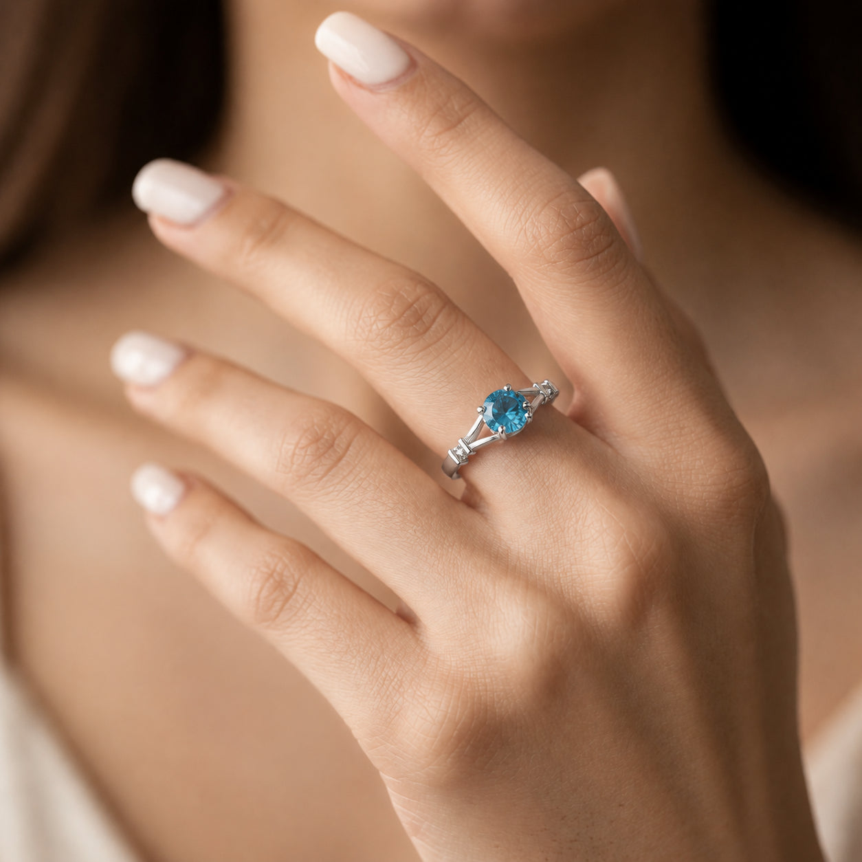 White Gold Signature Ring Amethyst 10K — Guendalina