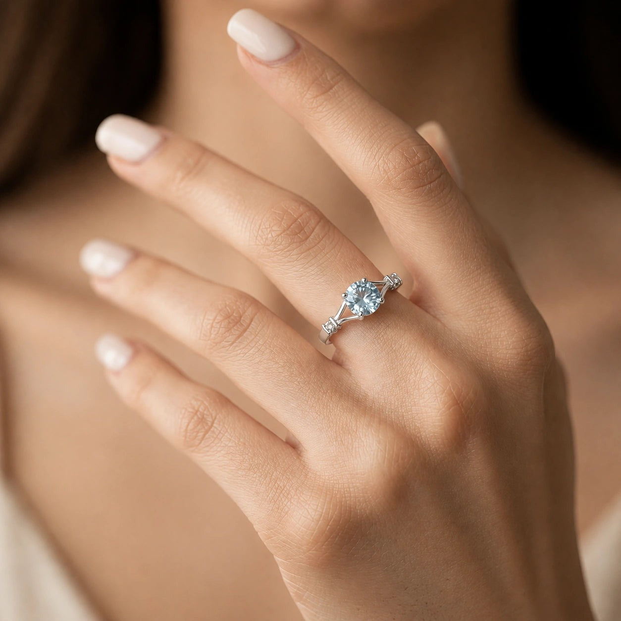 White Gold Signature Ring Aquamarine 10K — Guendalina