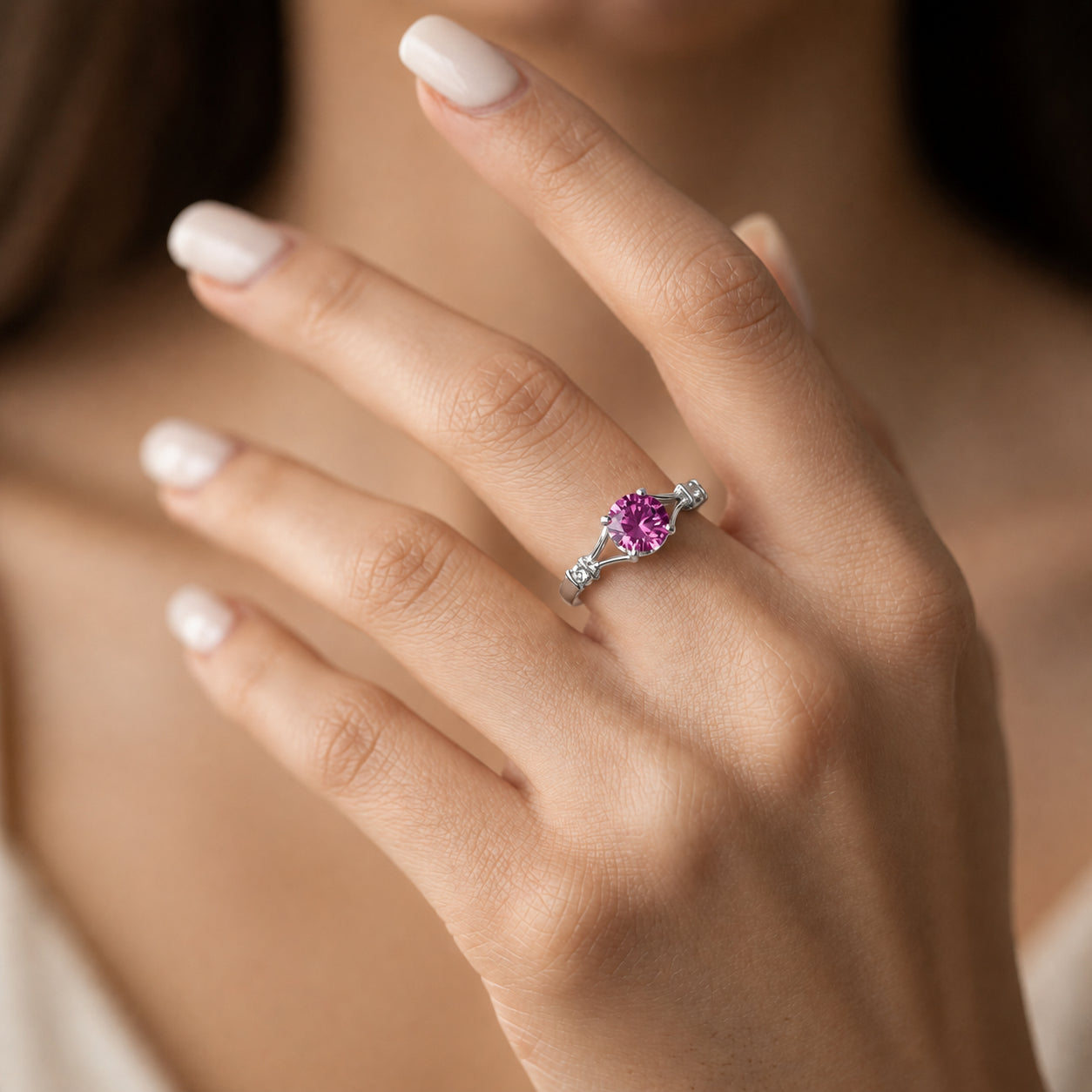 White Gold Signature Ring Ruby 10K — Guendalina