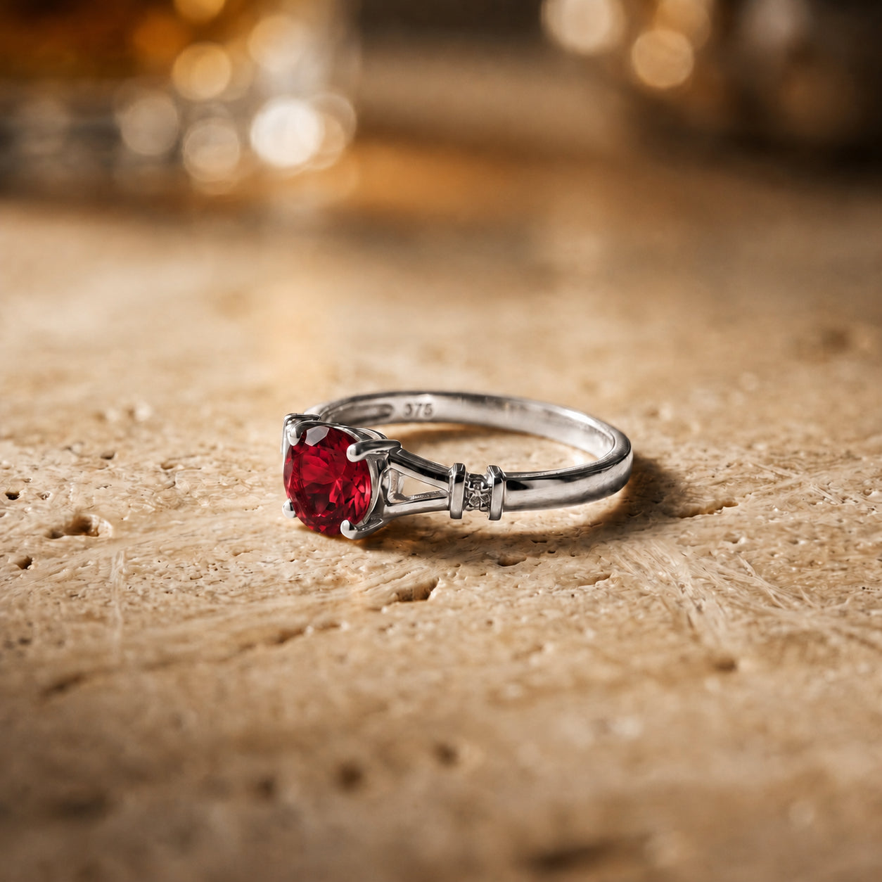 White Gold Signature Ring Sapphire 10K — Guendalina
