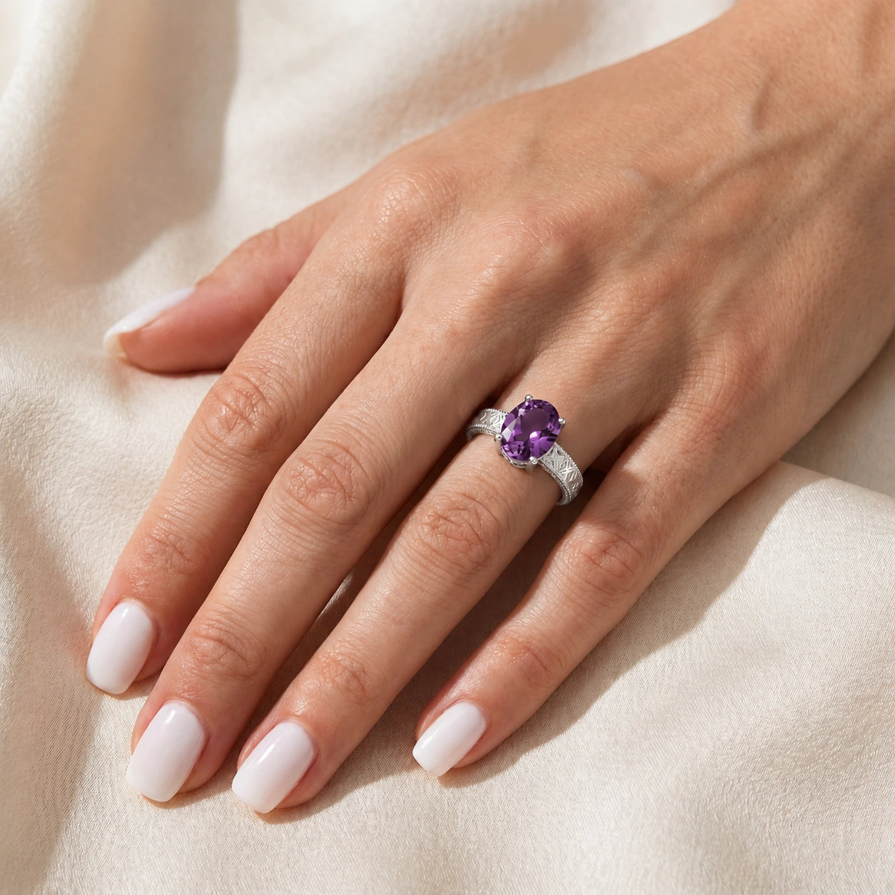 White Gold Amethyst — Rosa