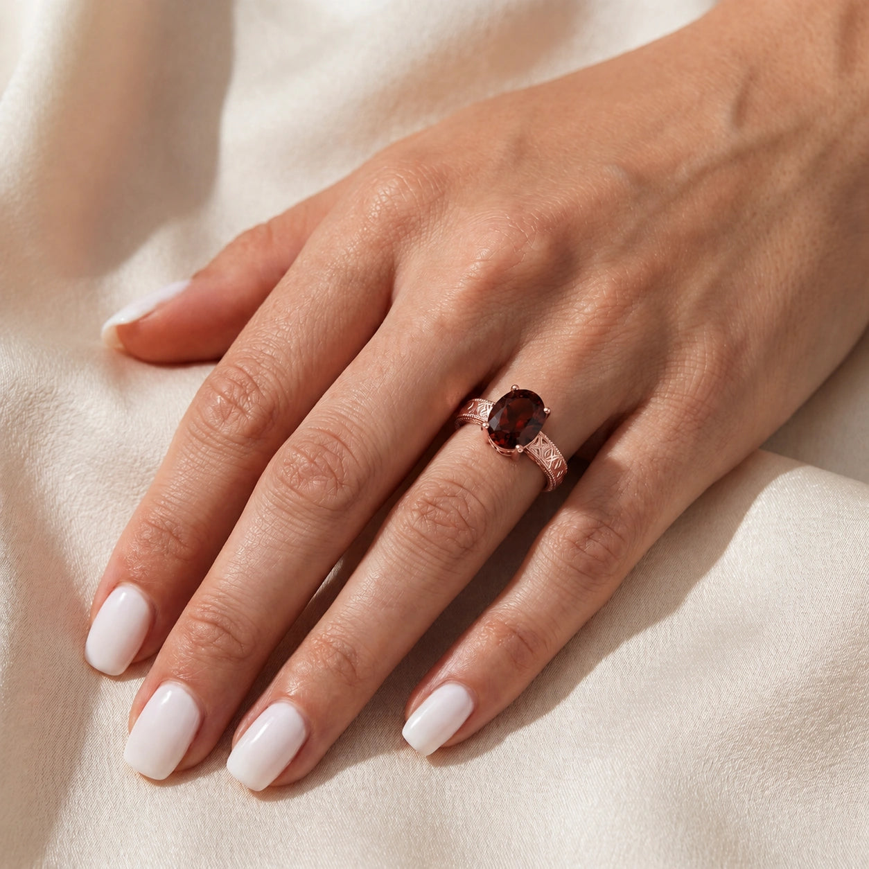 Rose Gold Garnet — Rosa