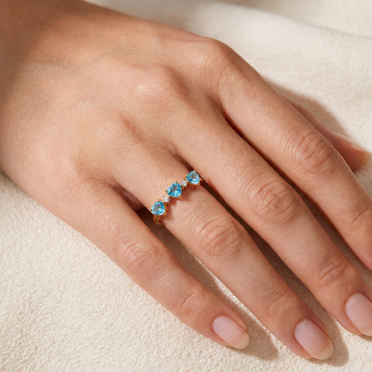 Yellow Gold Blue Topaz & Diamond — Salomè