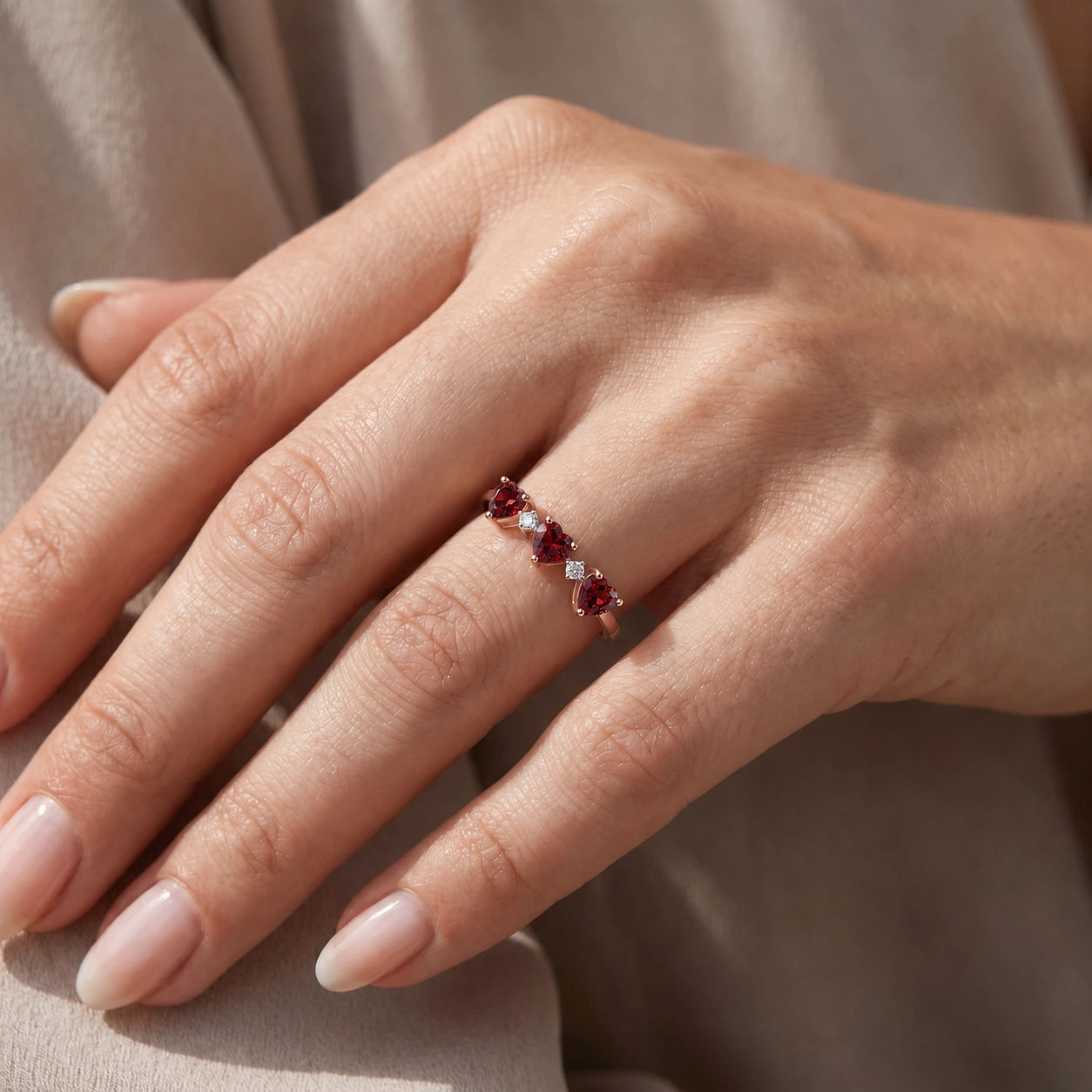 Rose Gold Garnet & Diamond — Salomè