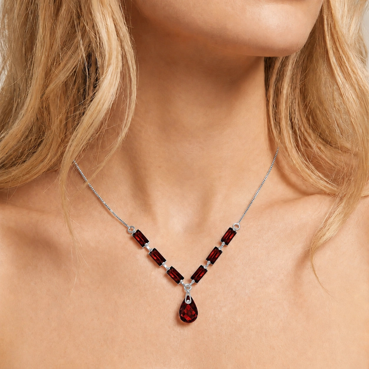 White Gold Garnet — Santa