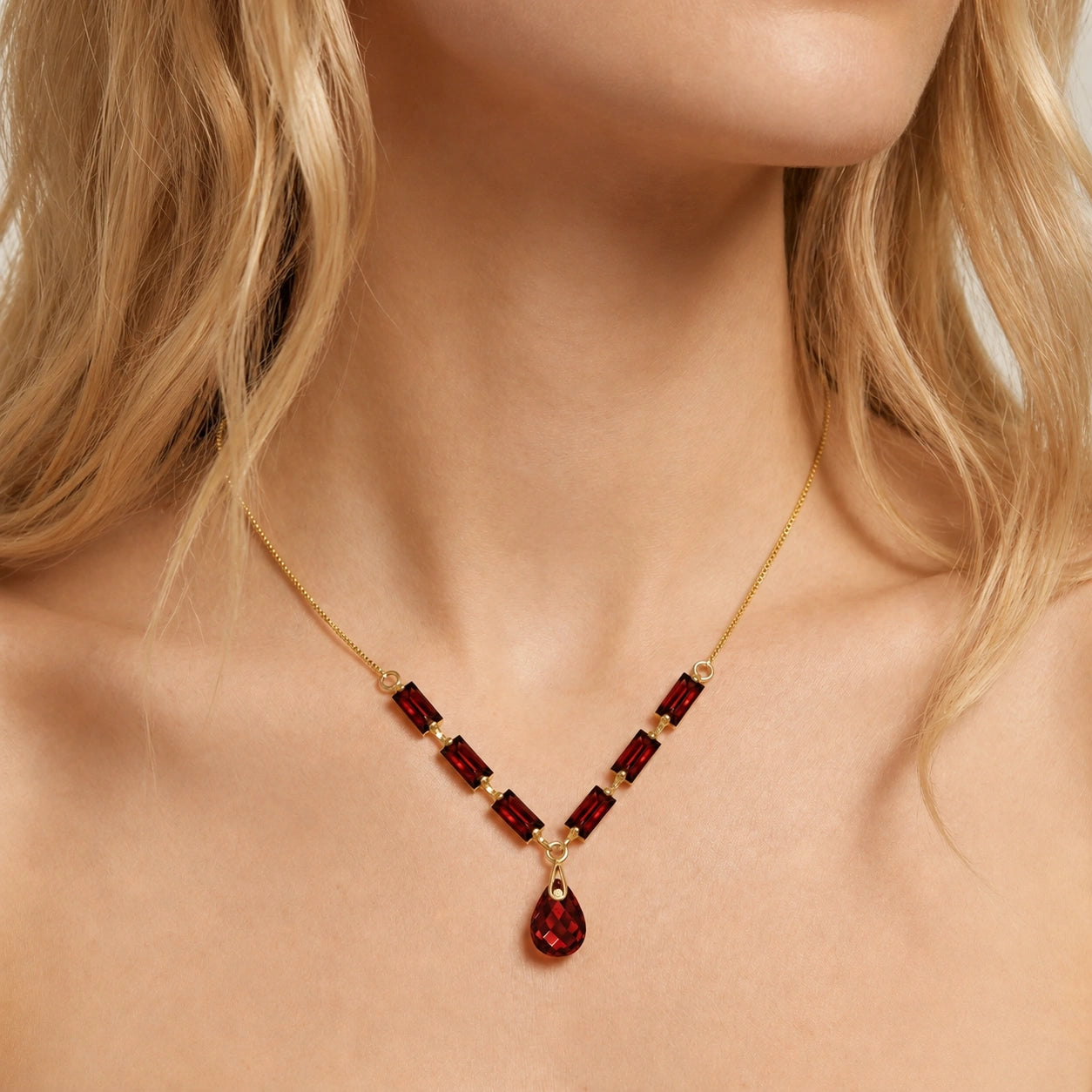 Yellow Gold Garnet — Santa