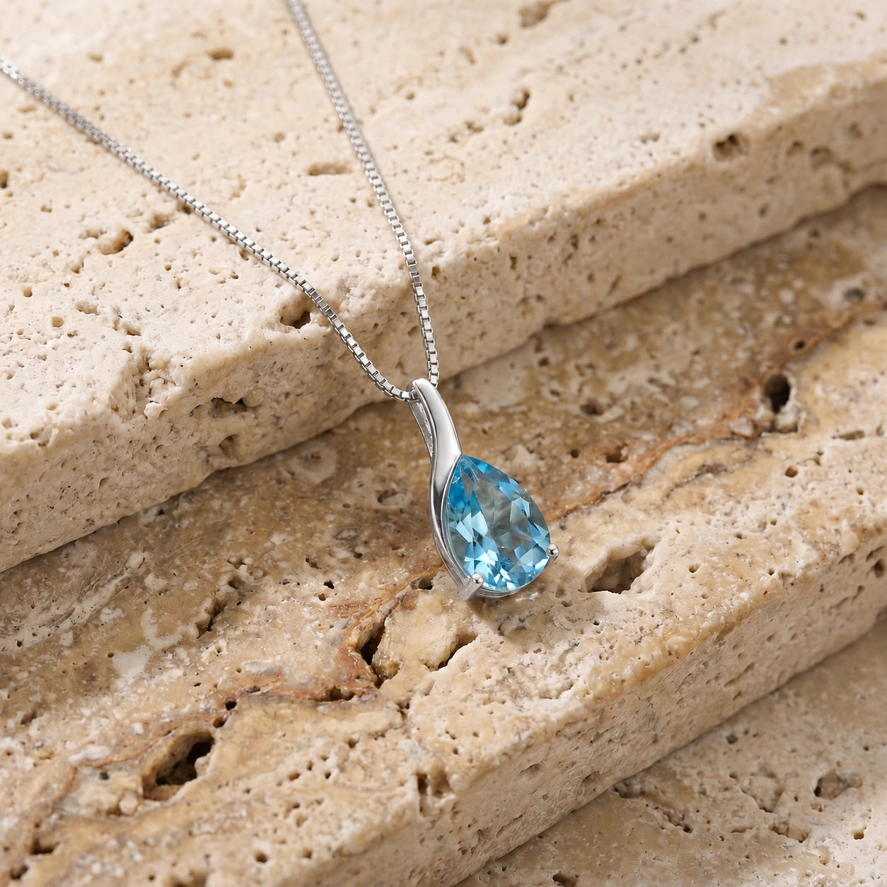 White Gold Blue Topaz — Danila