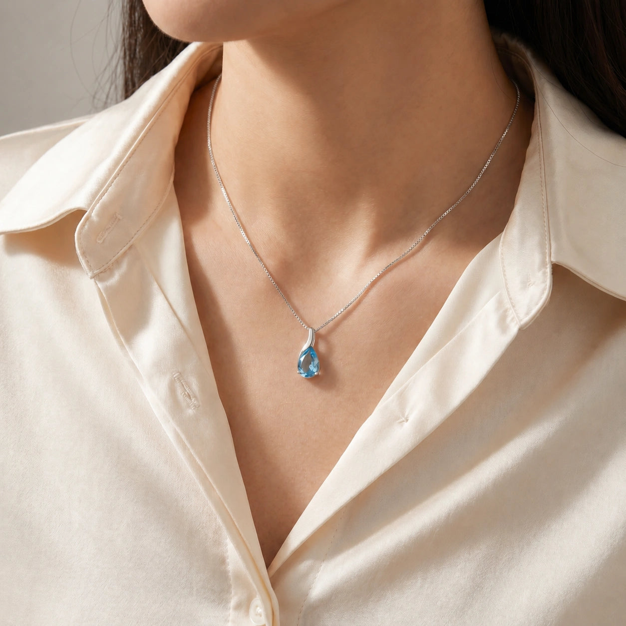 White Gold Blue Topaz — Danila