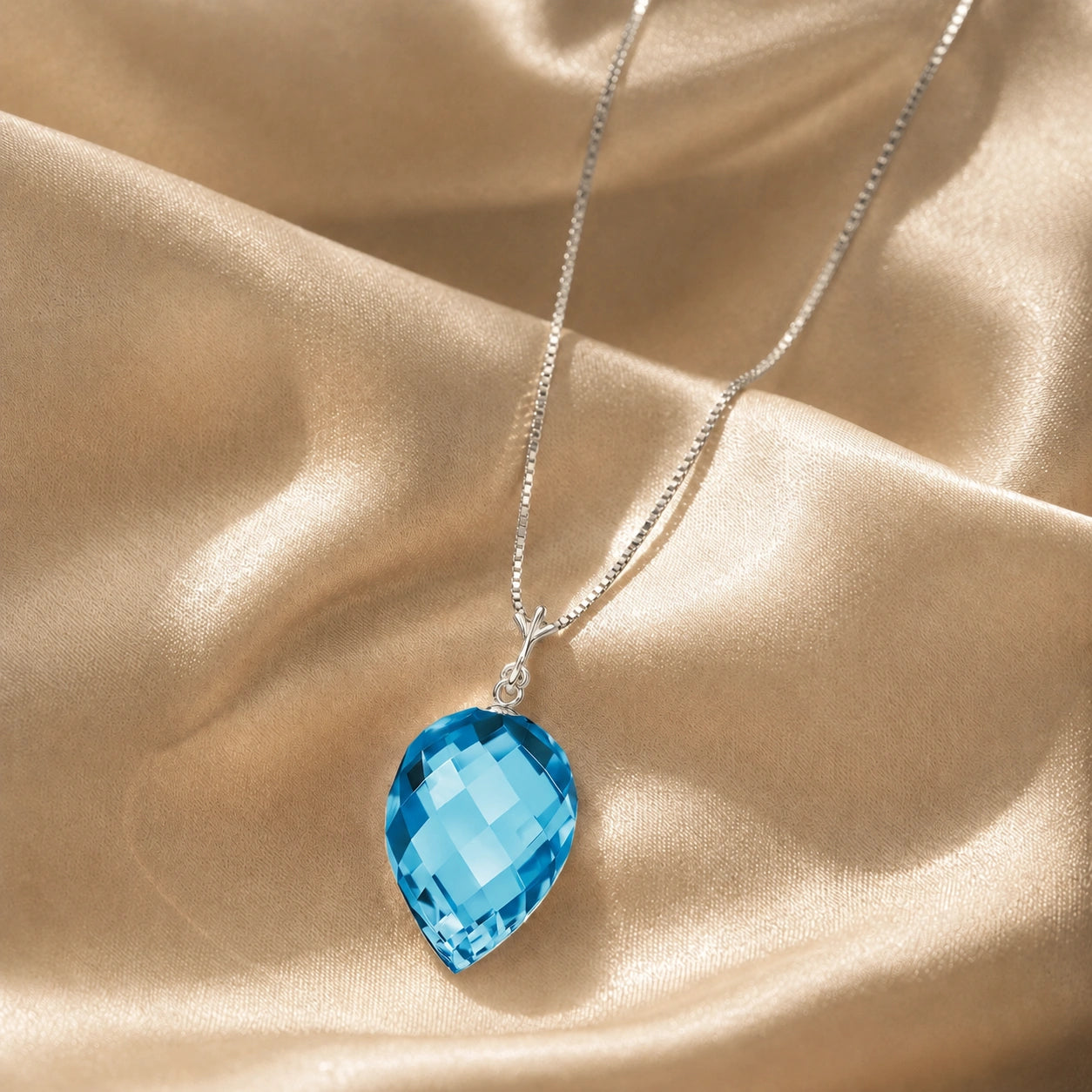 White Gold Blue Topaz — Serapia