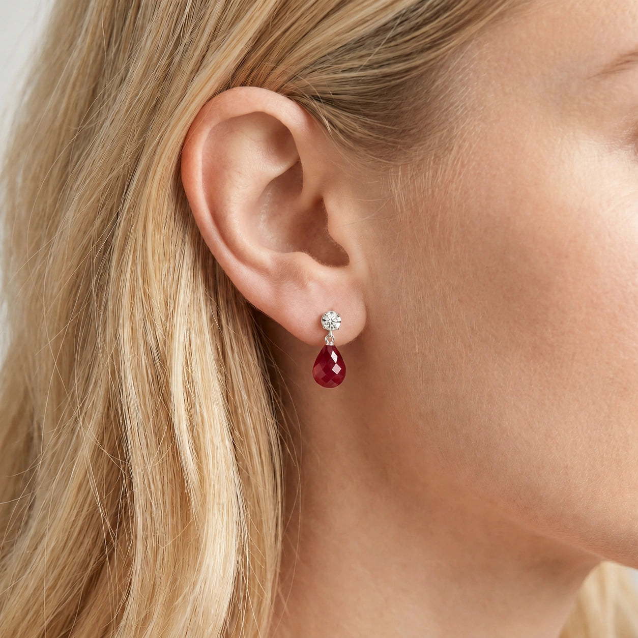 White Gold Ruby & Diamond — Mercedes