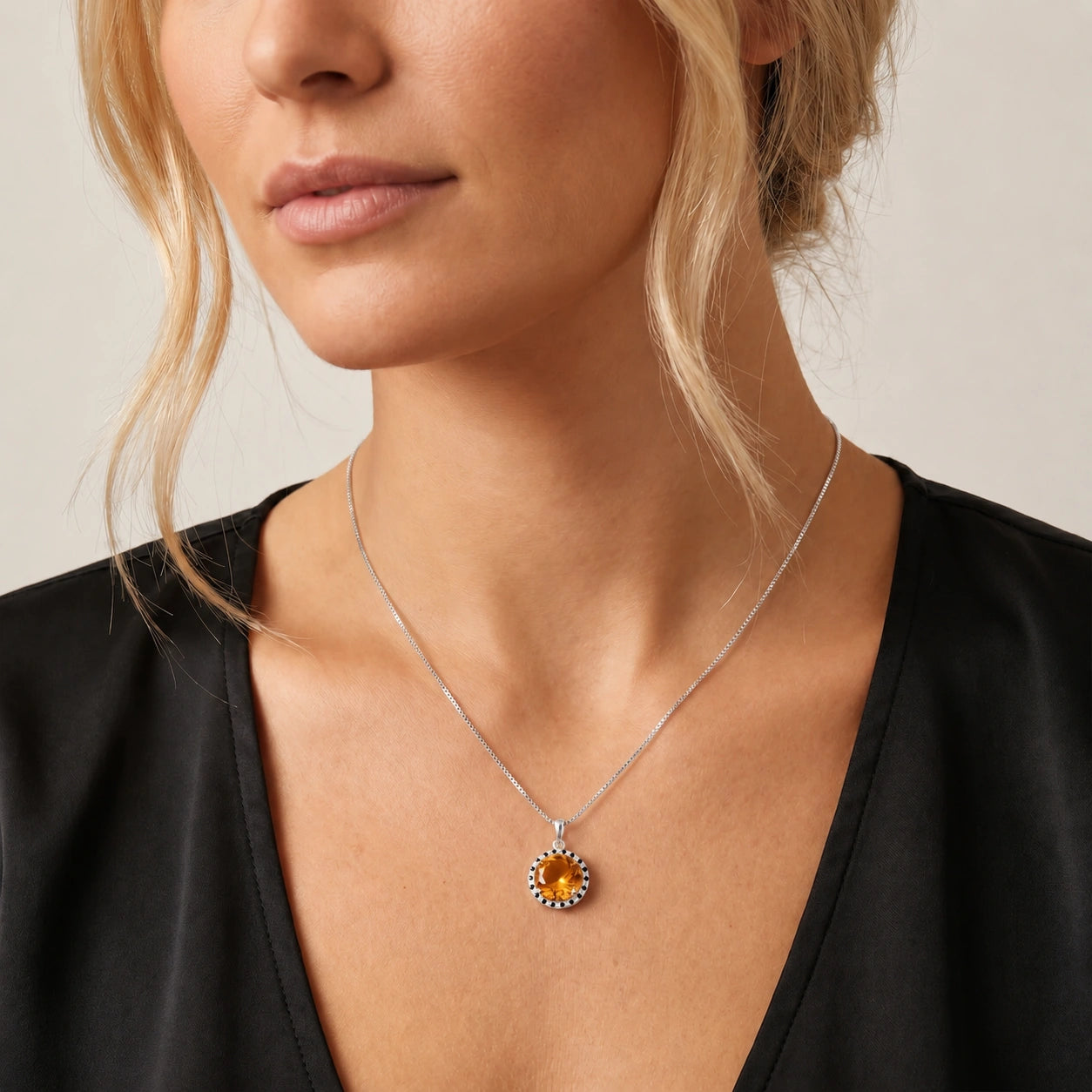 White Gold Pendant Necklace Citrine 10K — Liana