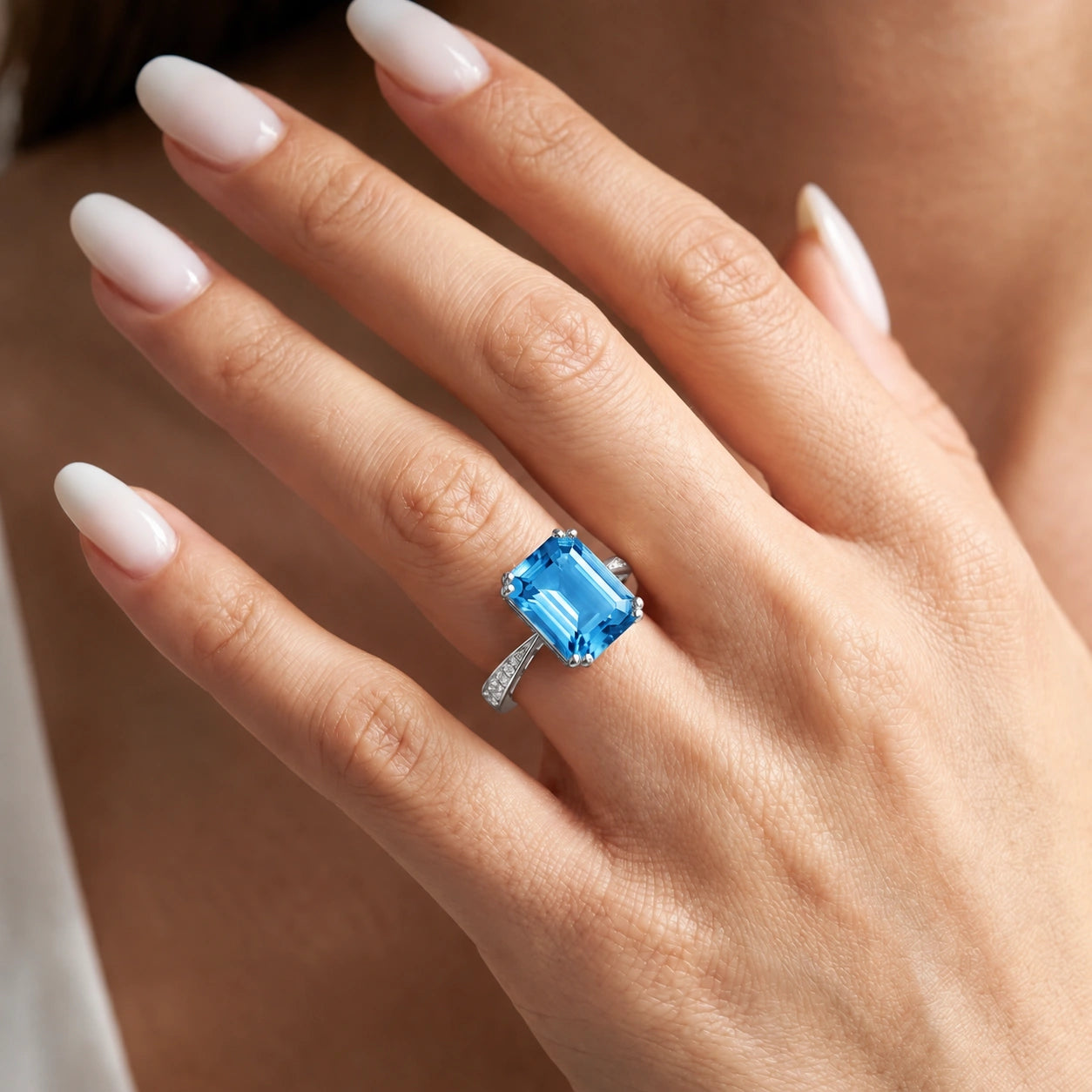 White Gold Blue Topaz & Diamond — Simonetta