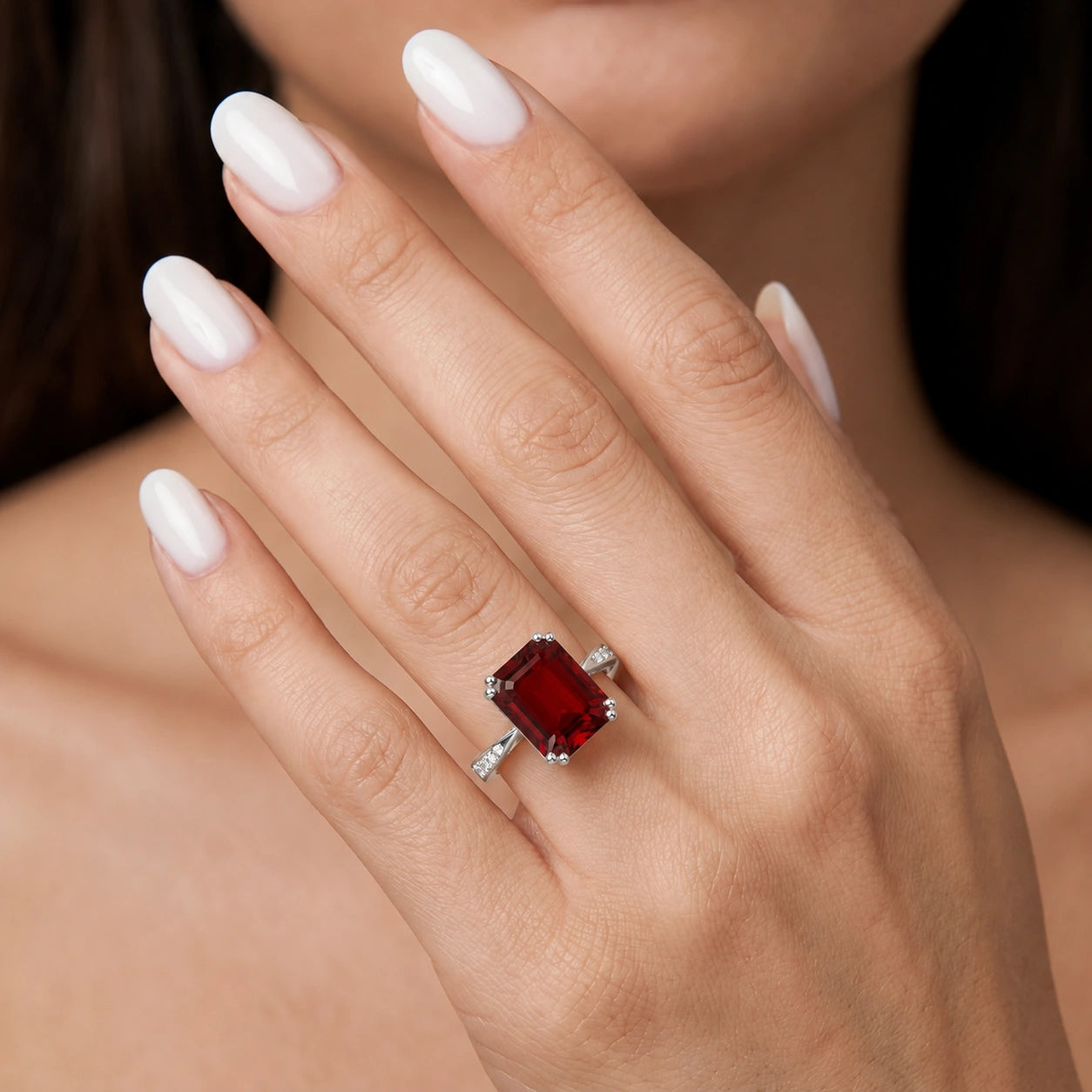 White Gold Garnet & Diamond — Simonetta