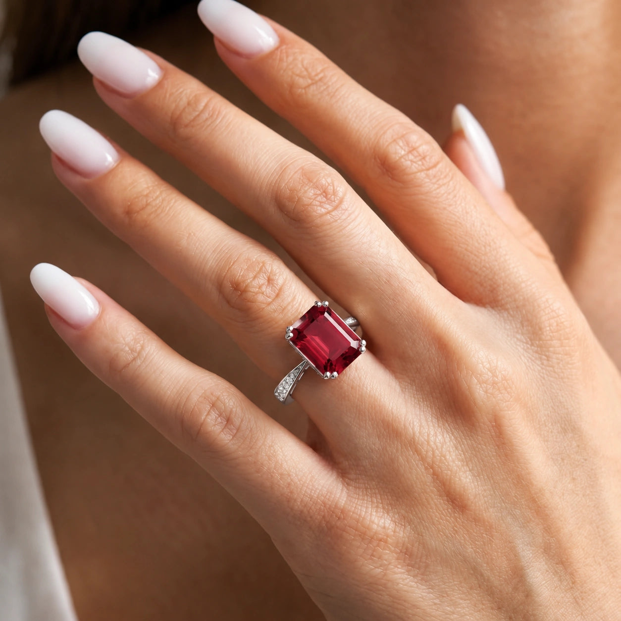 White Gold Ruby & Diamond — Simonetta