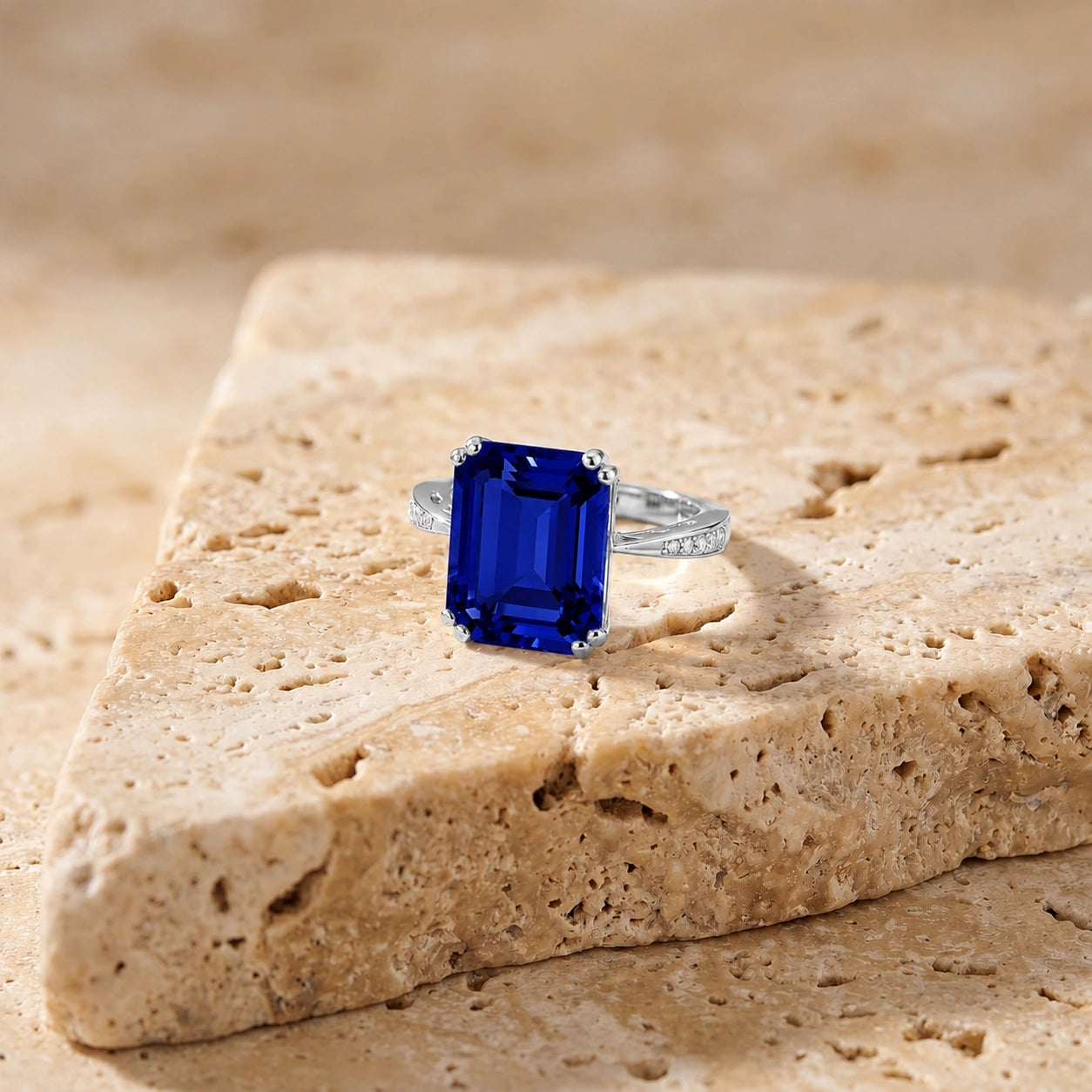 White Gold Sapphire & Diamond — Simonetta