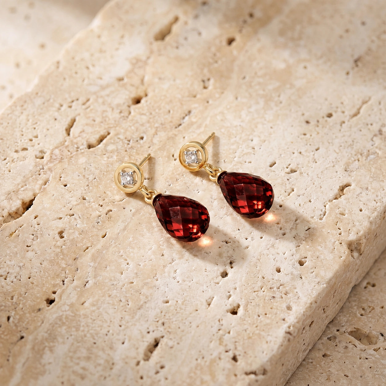 Yellow Gold Diamond & Garnet — Mariaaugusta