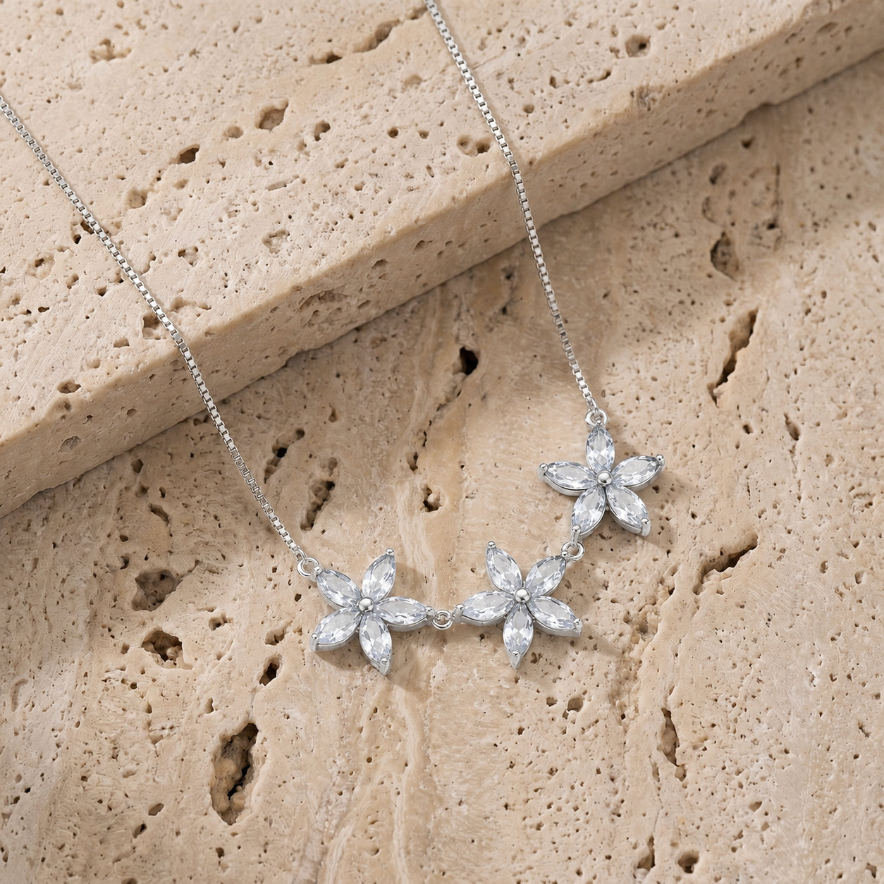 White Gold Classic Necklace Amethyst 10K — Fiorella