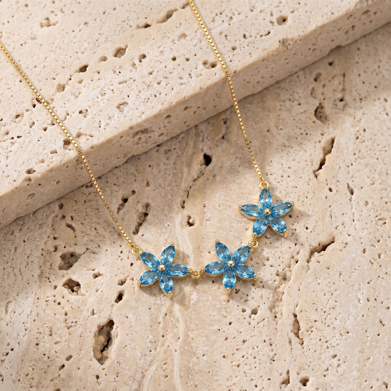 Yellow Gold Classic Necklace Aquamarine 10K — Fiorella