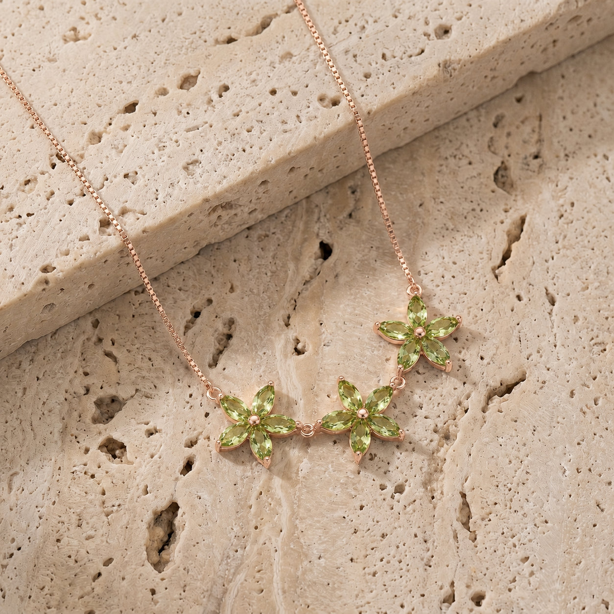 Rose Gold Classic Necklace Peridot 10K — Fiorella