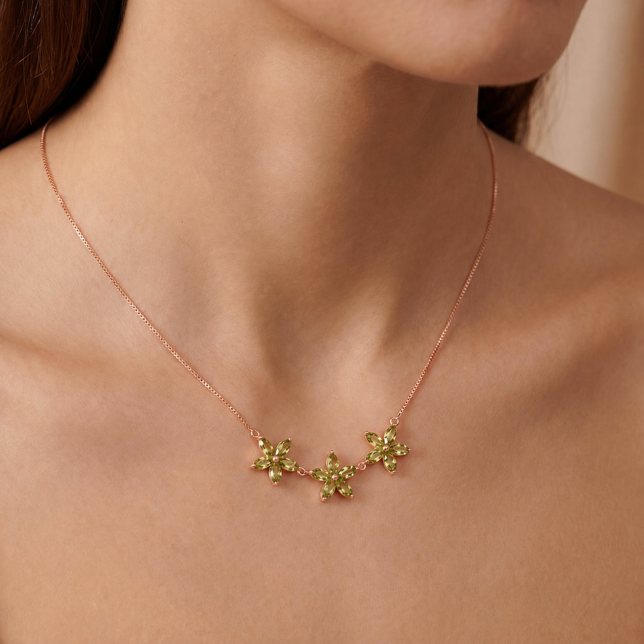 Rose Gold Classic Necklace Peridot 10K — Fiorella