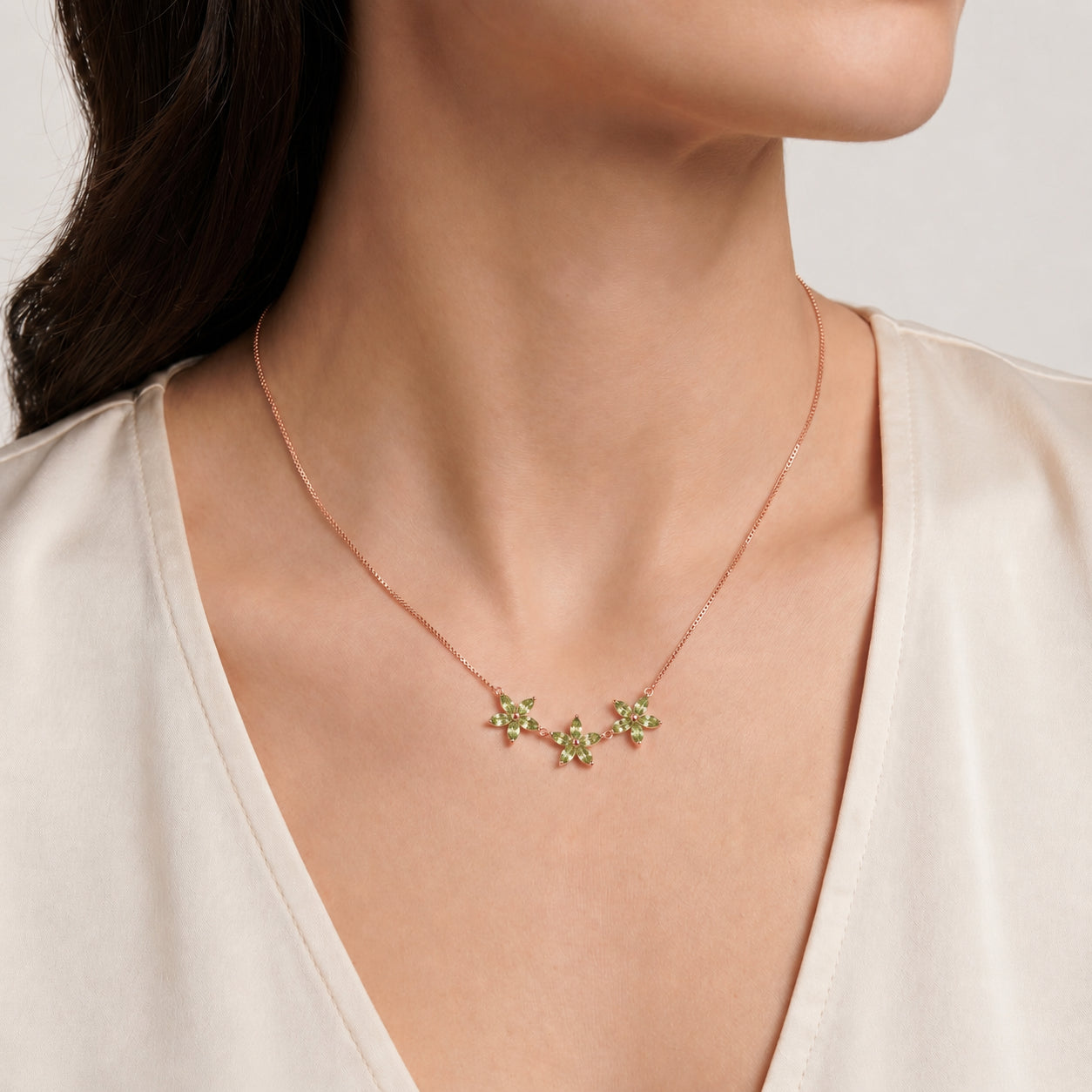 Rose Gold Classic Necklace Peridot 10K — Fiorella