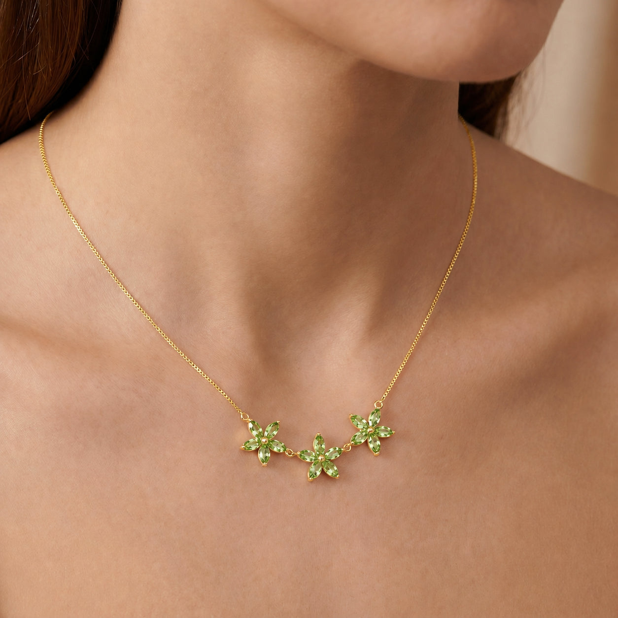 Yellow Gold Classic Necklace Peridot 10K — Fiorella