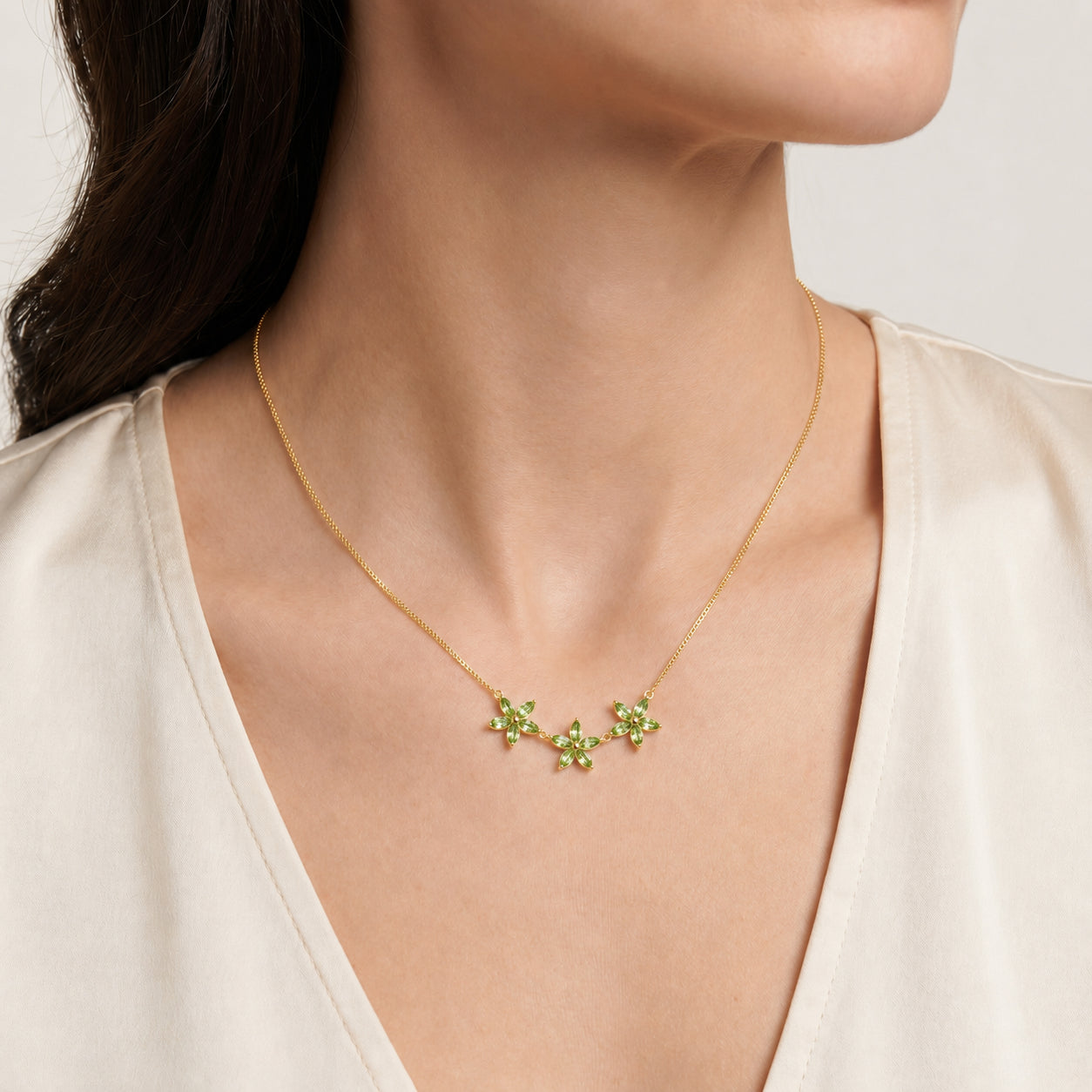Yellow Gold Classic Necklace Peridot 10K — Fiorella