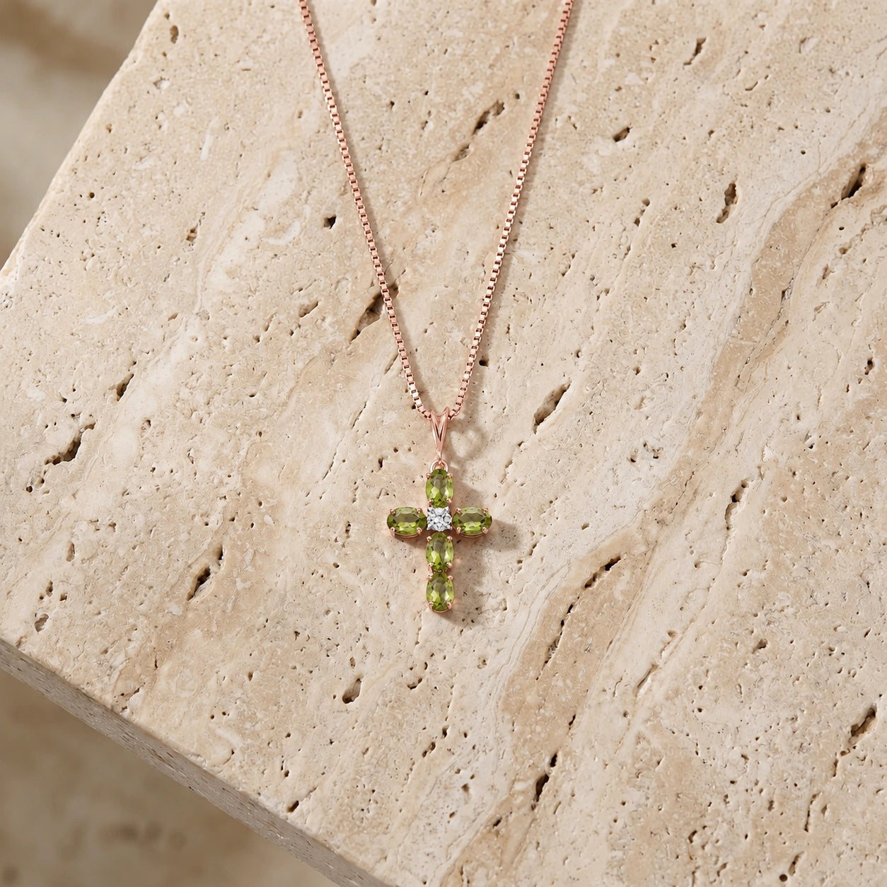 Rose Gold Grace Necklace Peridot 10K — Nadia